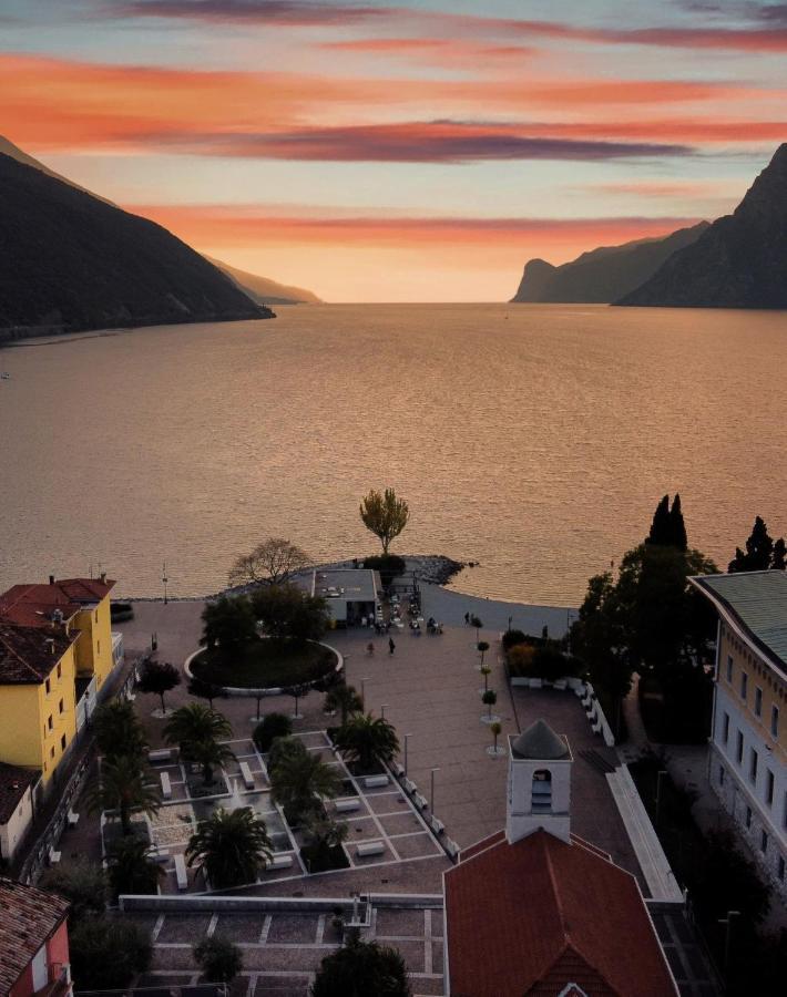 Le Calle Holiday Apartments Torbole Sul Garda Exterior photo